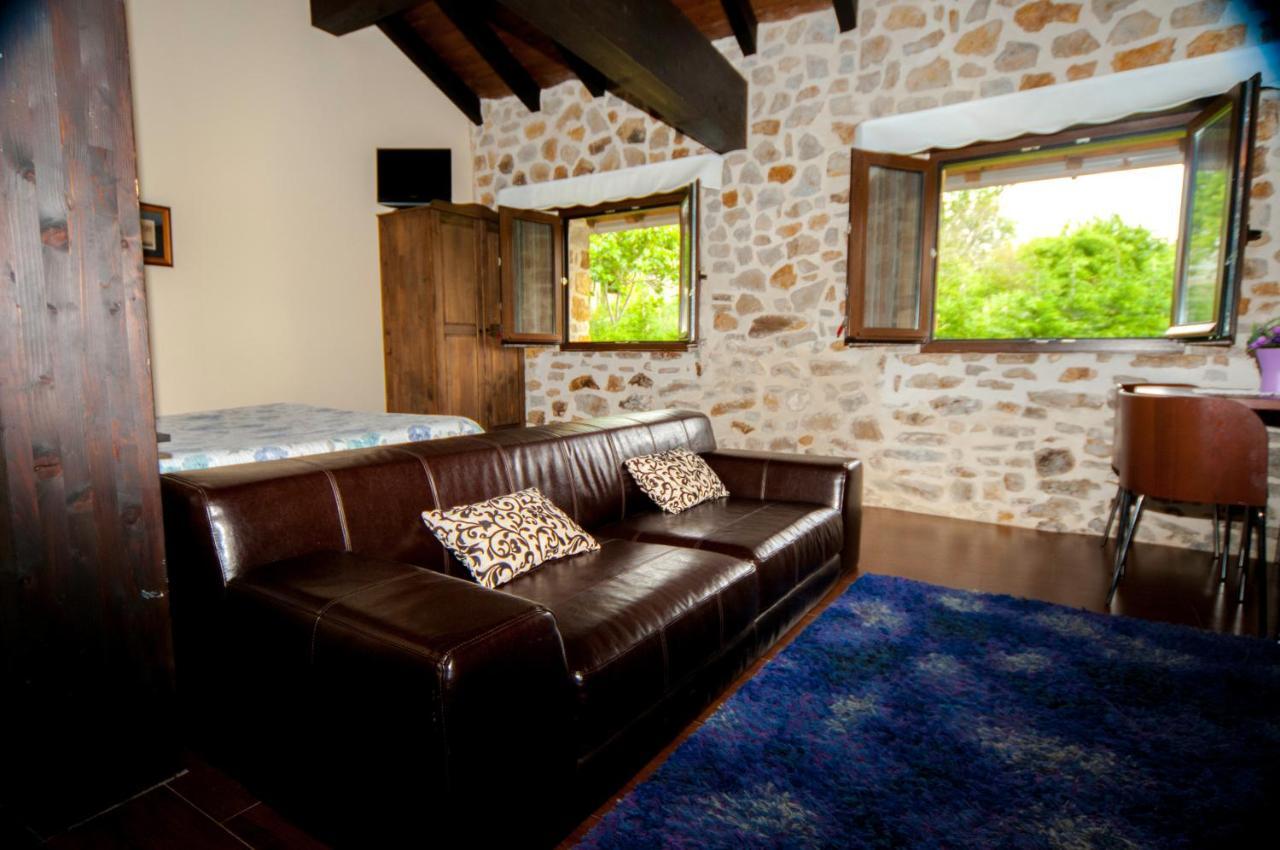 Apartamentos Rurales Larrago Busturia Esterno foto