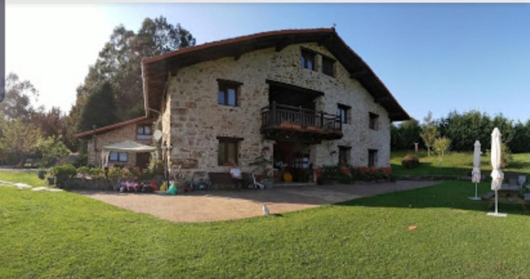 Apartamentos Rurales Larrago Busturia Esterno foto